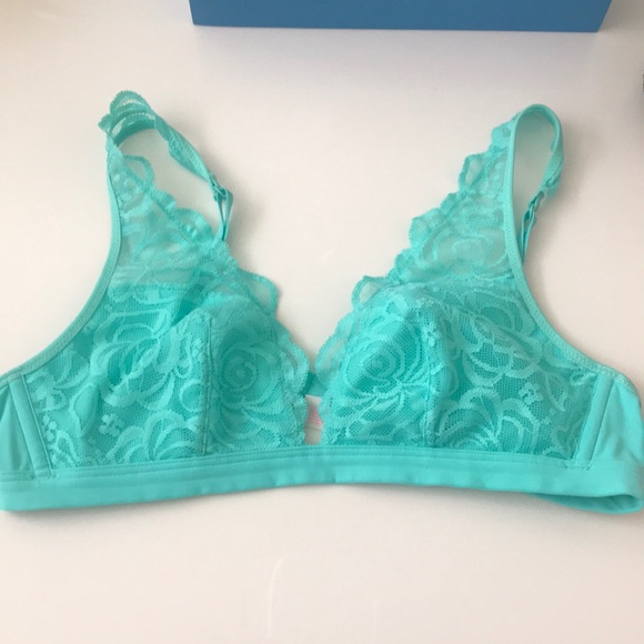 Victoria’s Secret bralette tops - Picture 5 of 5